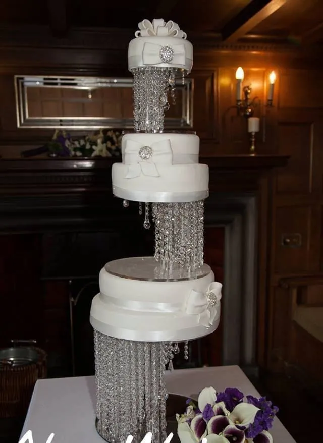 Crystal Illusion wedding cake stand 2 separators with LED Lights, set of 3 pieces. 8'12"16" by Crystal wedding uk