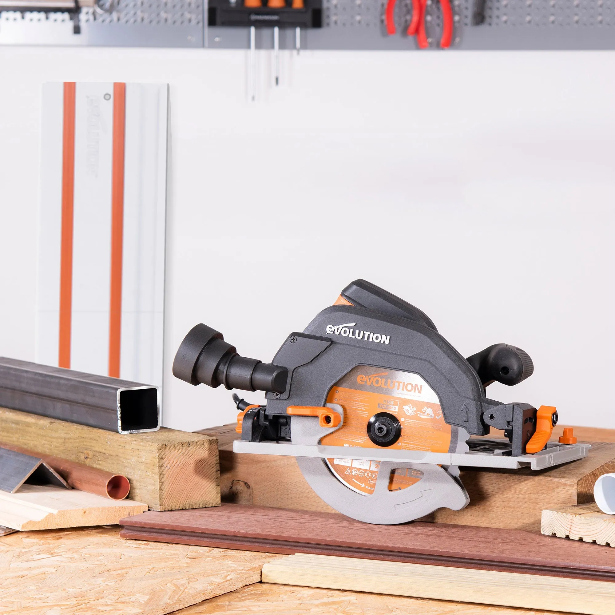 Evolution R185CCSX: Multi-Material Cutting Circular Saw 7-1/4 in. Blade (Refurbished Like New)